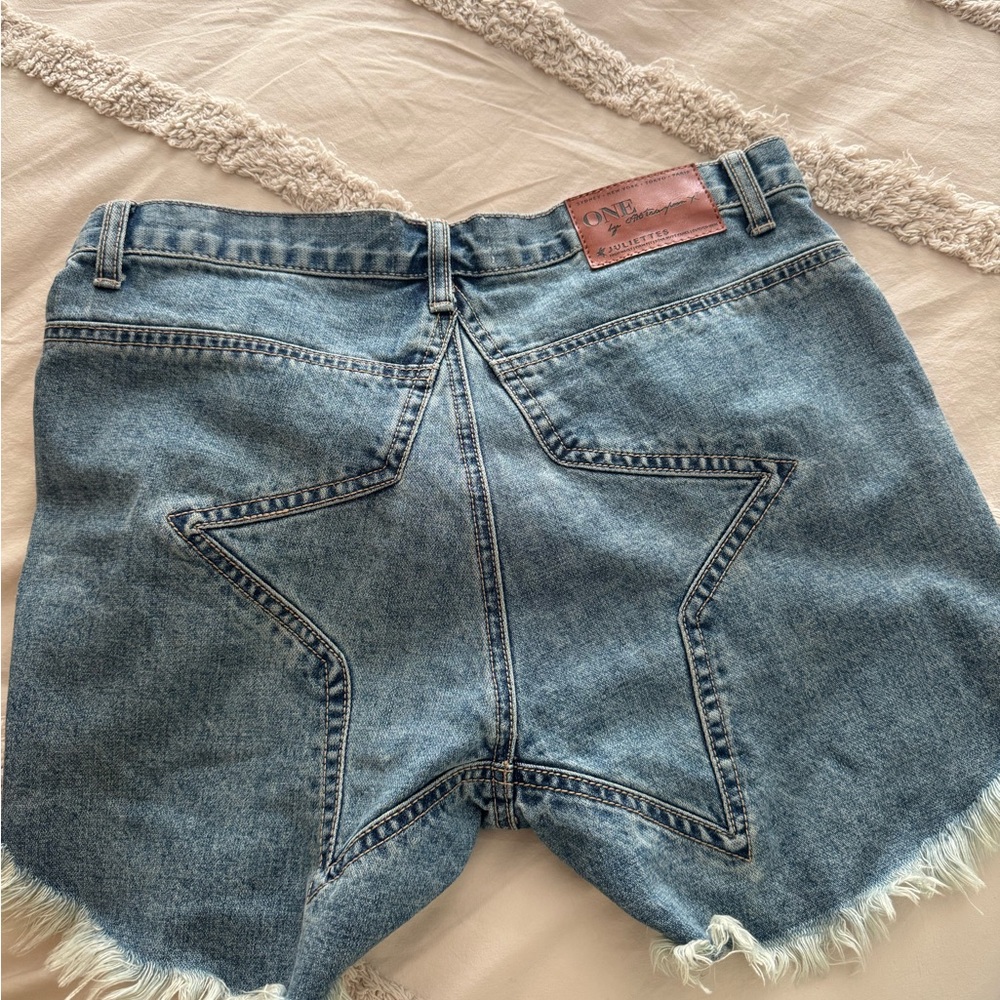 One Teaspoon Juliette Jean Star Shorts - Picture 2 of 3